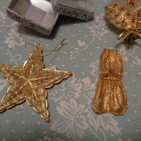 GLITZ & GLAMOUR PERFUME BOTTLE BEADED BOX STAR ORNAMENT DOLL CLOTHES LOT - Picture 7 of 10